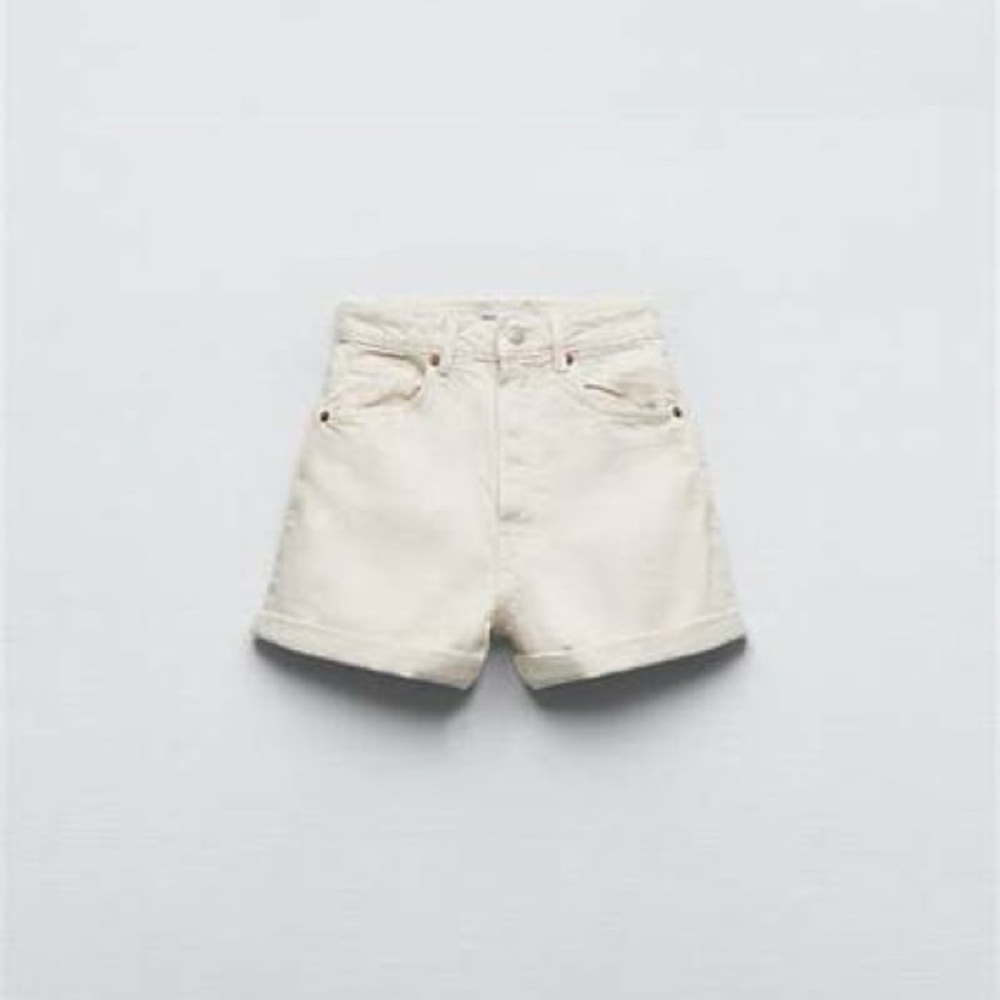 Zara TRF high waisted mom jeans size 6